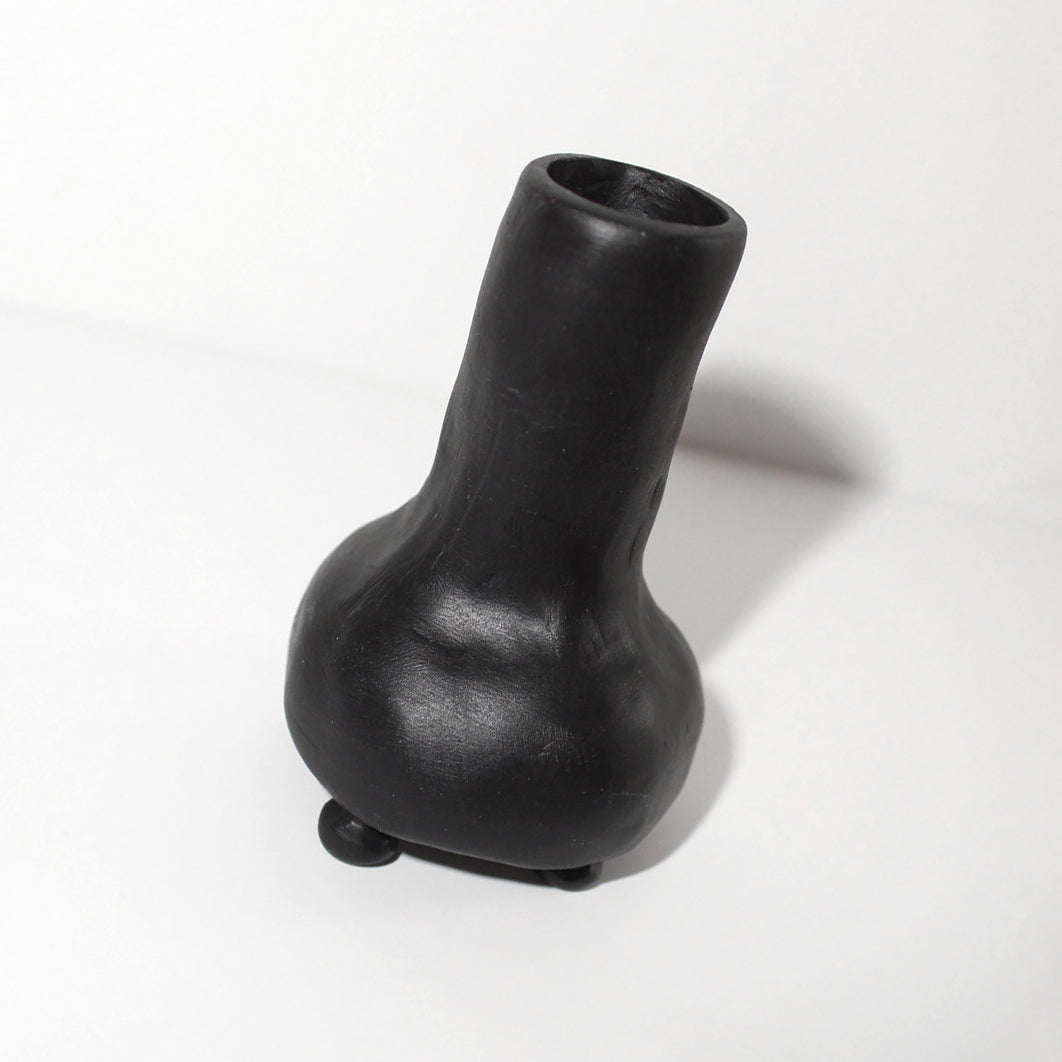 The Flask Vase - Black